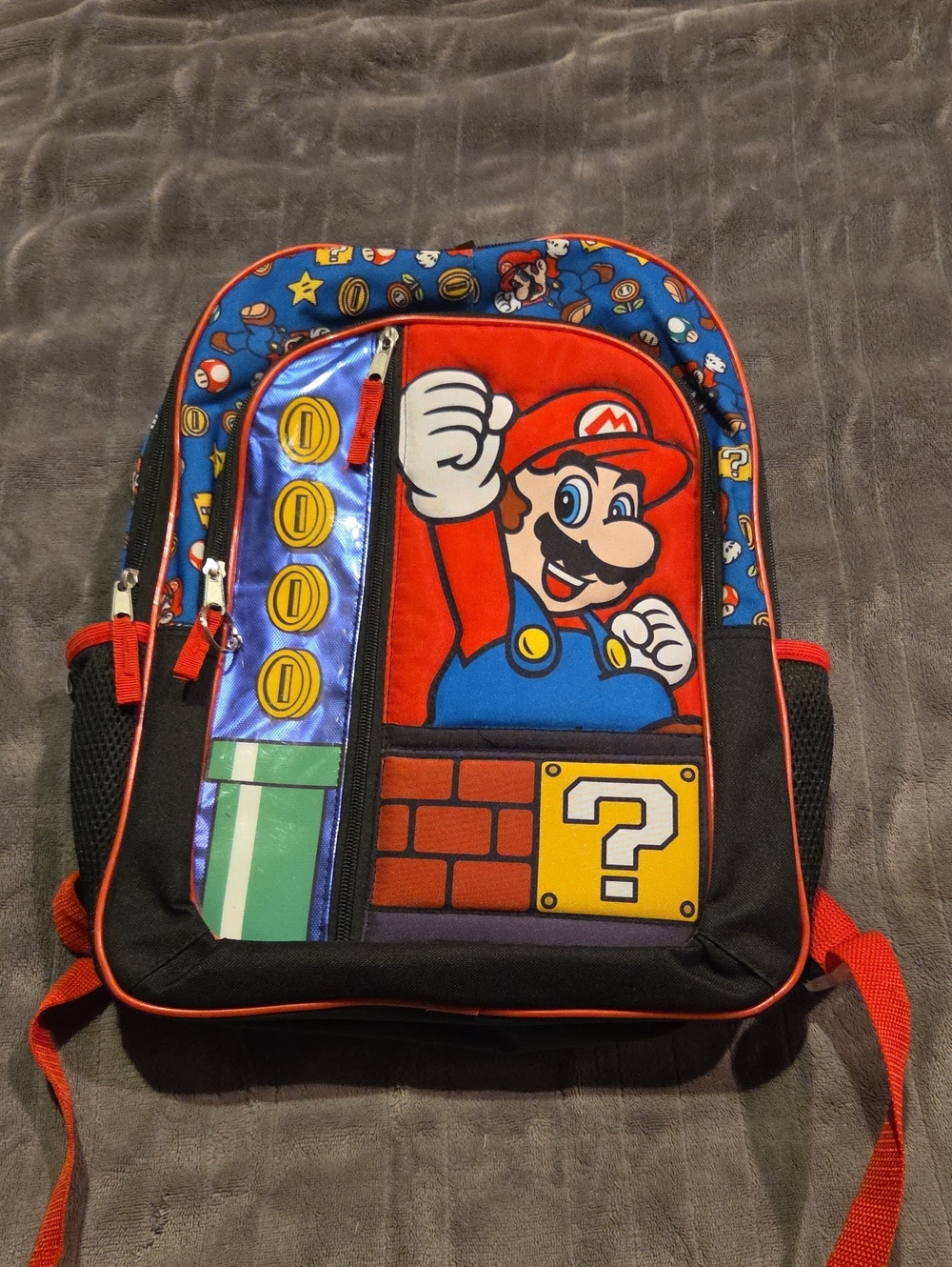 Nintendo Super Mario Kids Backpack in Red, Blue & Black In Excellent Condition